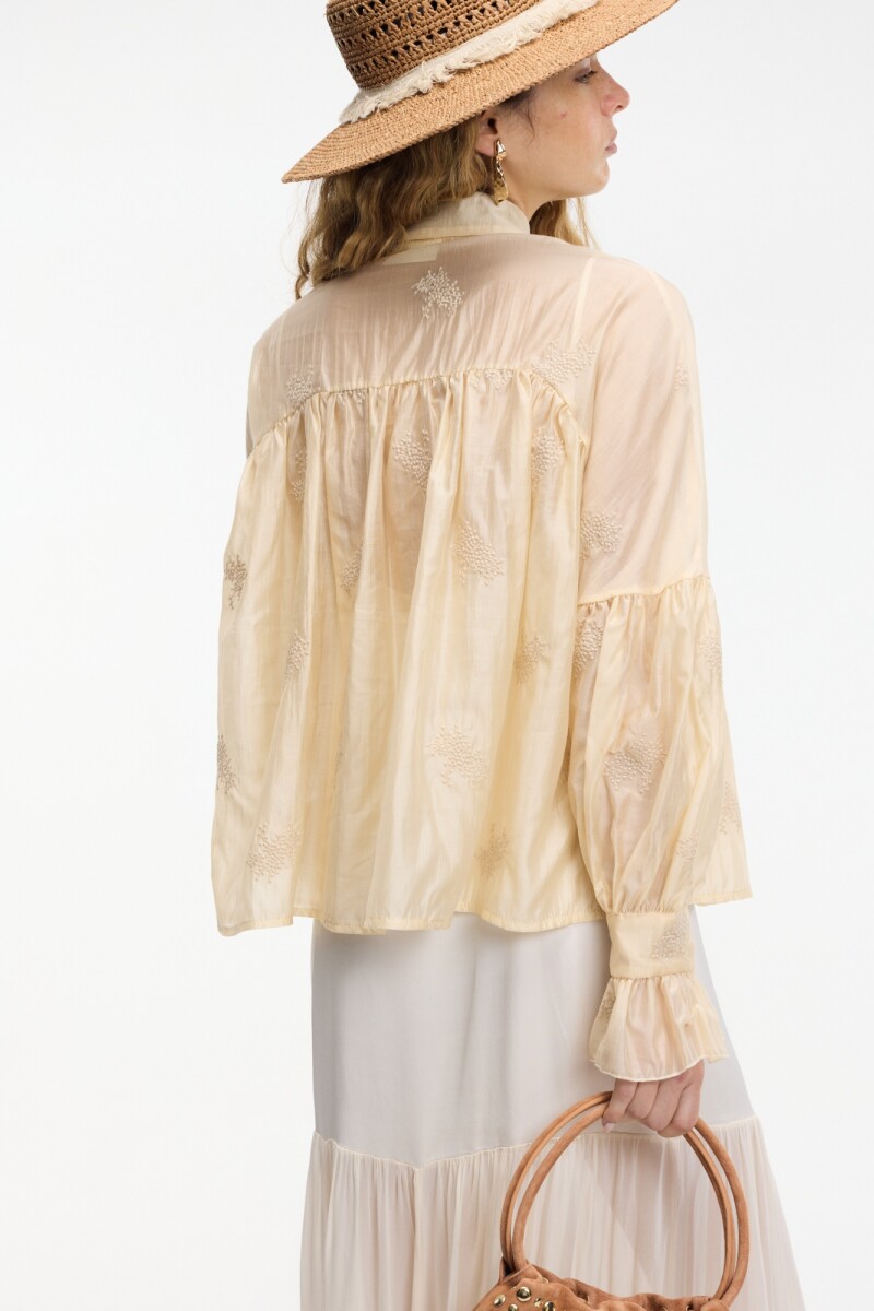 CAMISA DELICADA Manteca