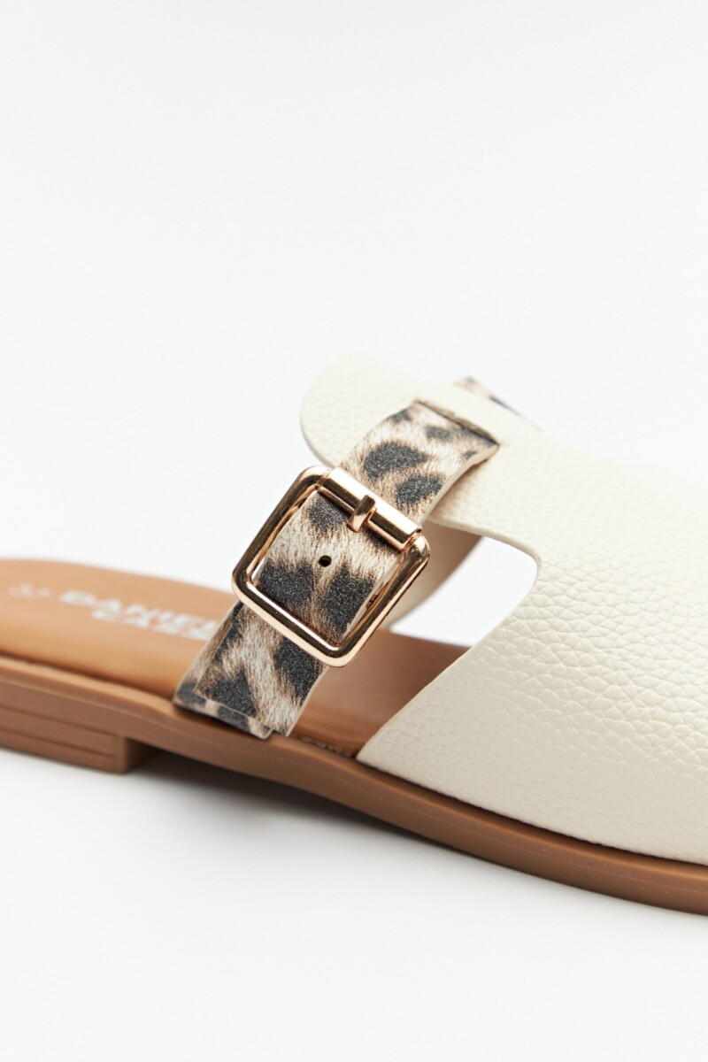 SANDALIA PRUDENCE Crudo