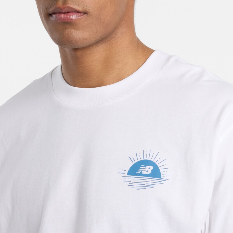 Remera New Balance de Hombre - Lobster Boat - MT51923WT WHITE