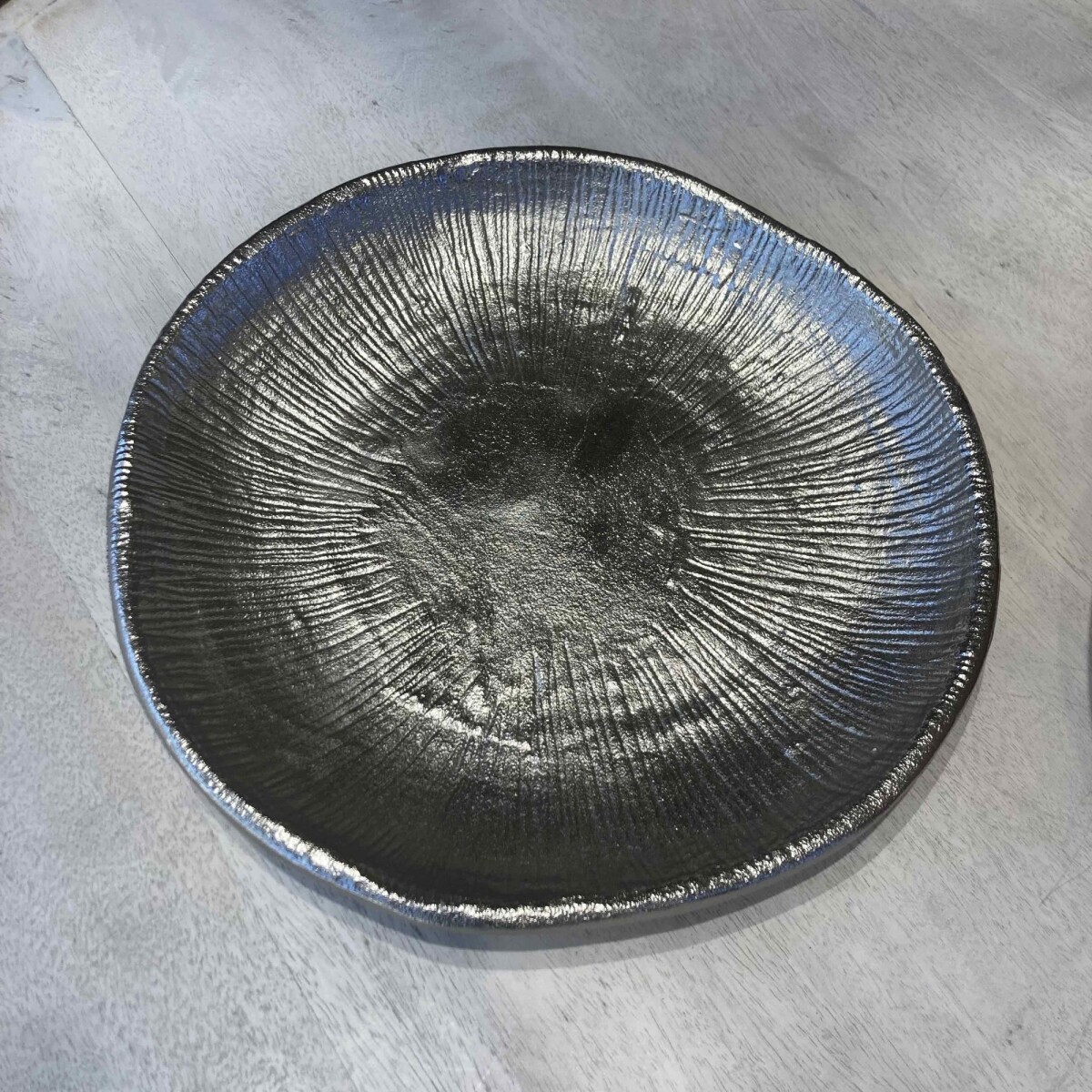 Fuente decorativa en metal 