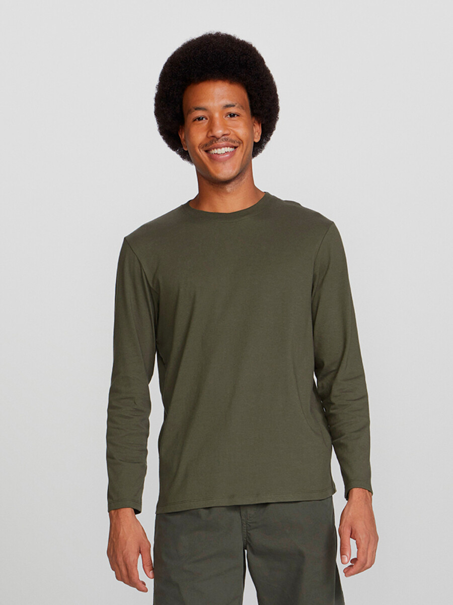 CAMISETA BÁSICA MANGA LARGA - VERDE MUSGO 