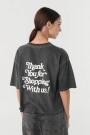 REMERA MARKET Negro