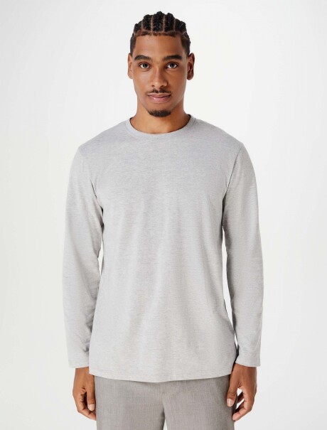 CAMISETA BÁSICA MANGA LARGA GRIS