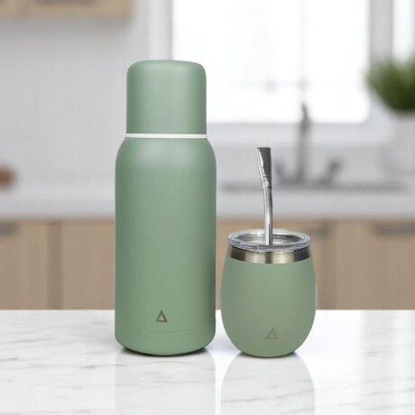 Kit matero verde, termo 750ml, mate y bombilla acero Sc