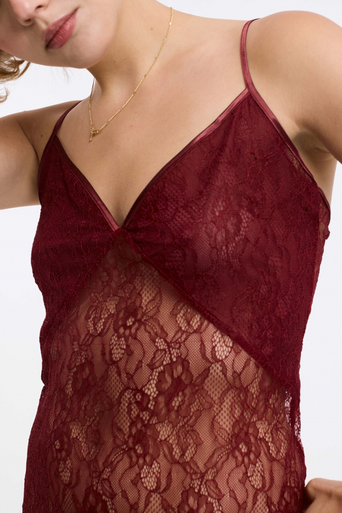 Camisón June Burdeos