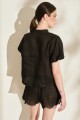 BLUSA TROPICAL Negro