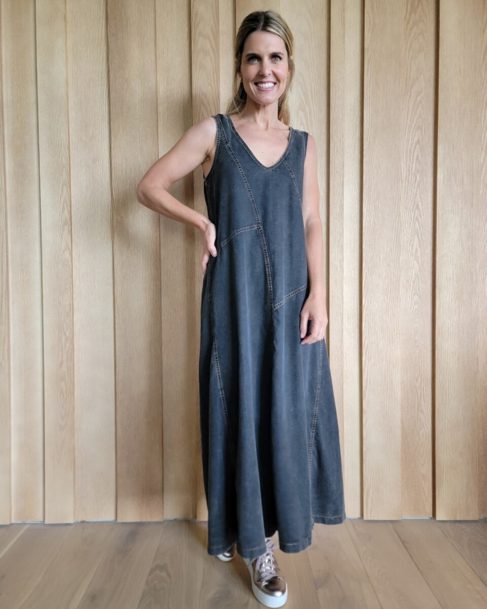 Vestido Magnolia - Denim negro picado 