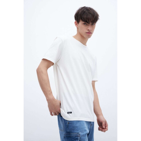 Remera Berlin Off white