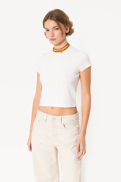 REMERA MANU Blanco
