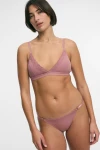 Colaless Abril Rosa Viejo