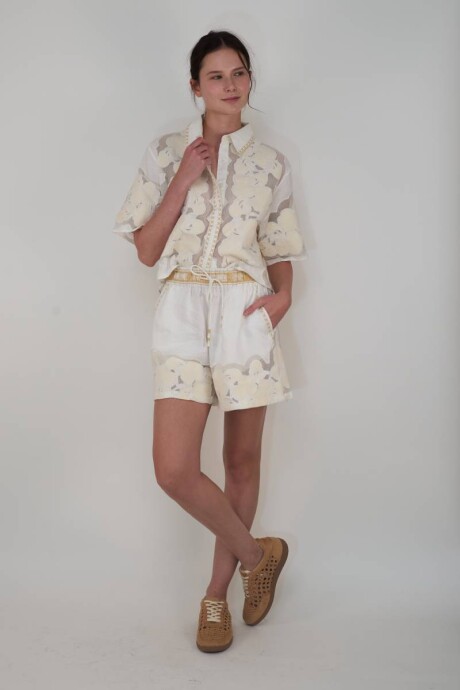 Short Wild Flower White Short Wild Flower White