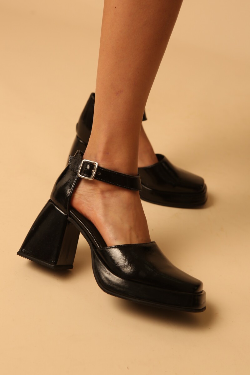 SANDALIA TIMBAI Negro