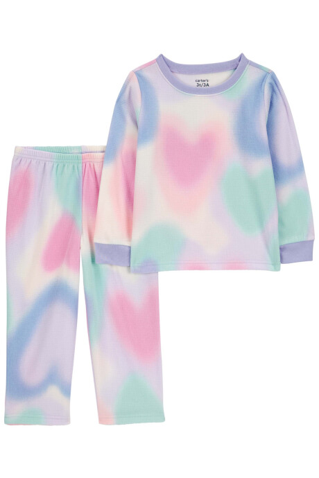Pijama dos piezas de poliéster, pantalón y remera manga larga, diseño corazones. Talles 2-5T Sin color