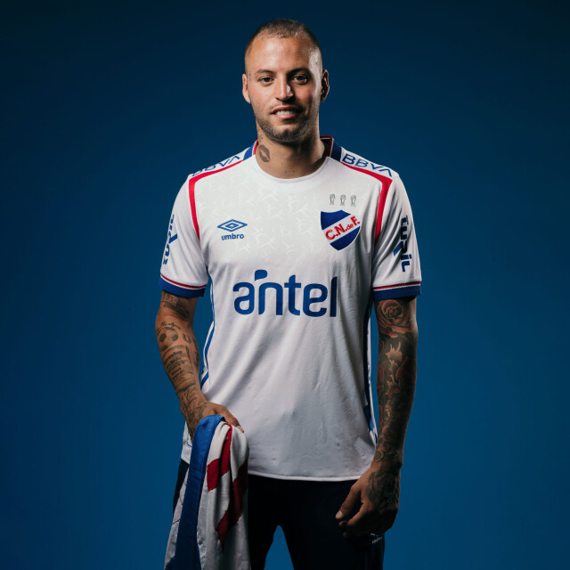 Camiseta de Hombre Umbro Home Oficial 2025 Blanco - Azul Real - Rojo