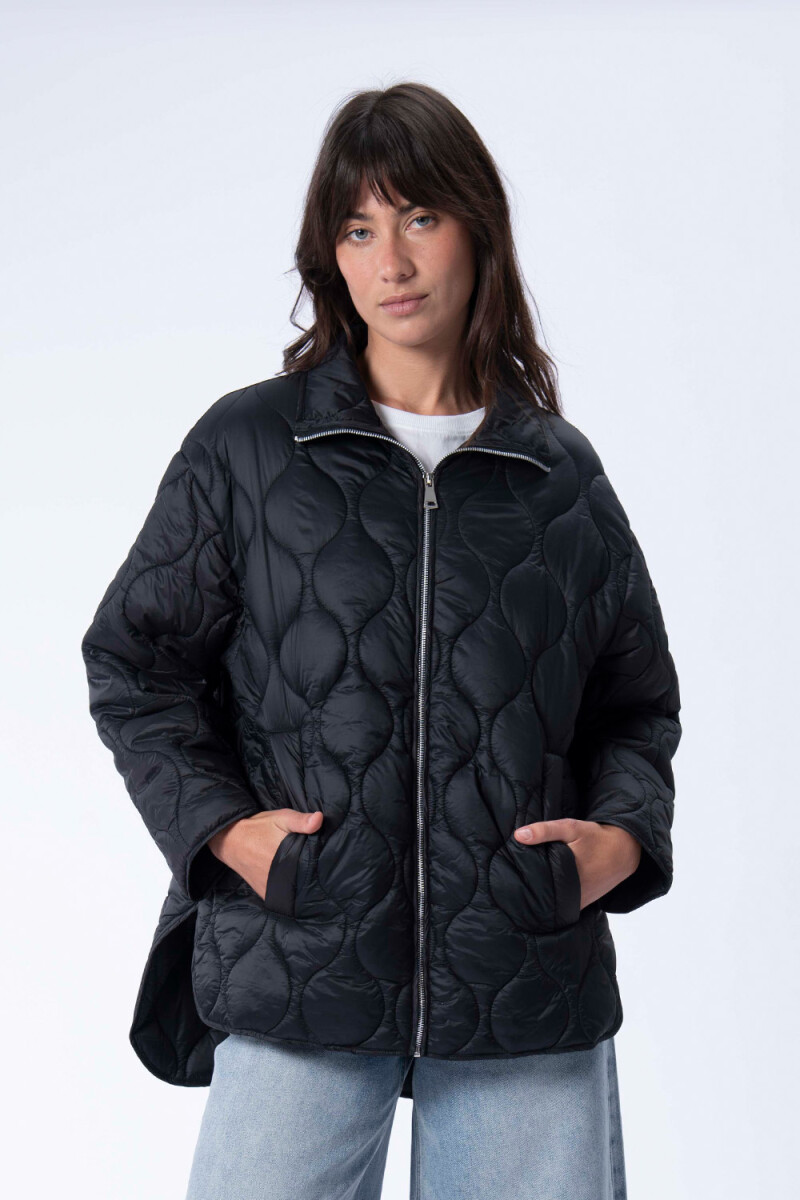 Campera de abrigo capitoneada Negro
