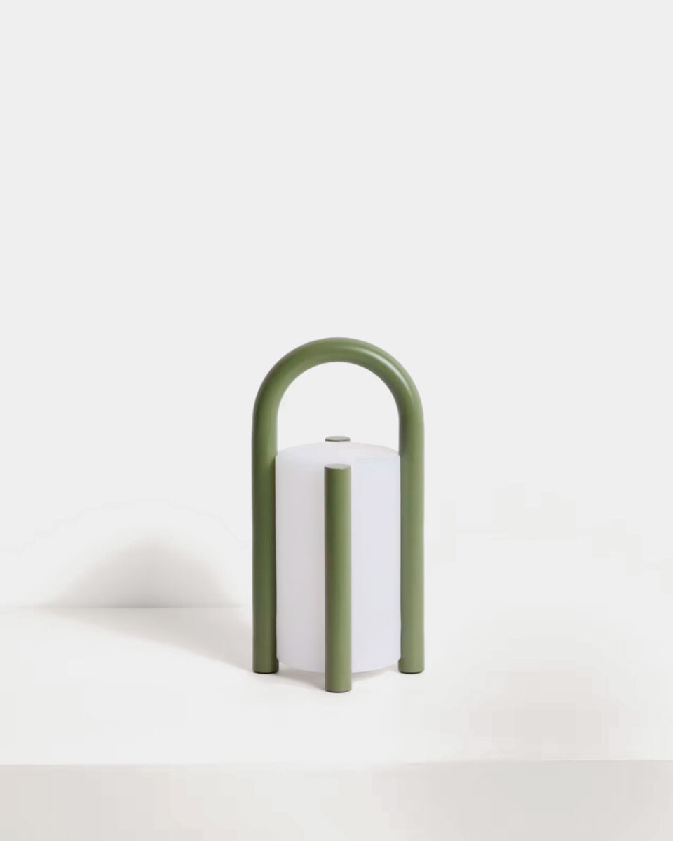 Lámpara de mesa pequeña portátil Leros de polietileno y acero - verde 