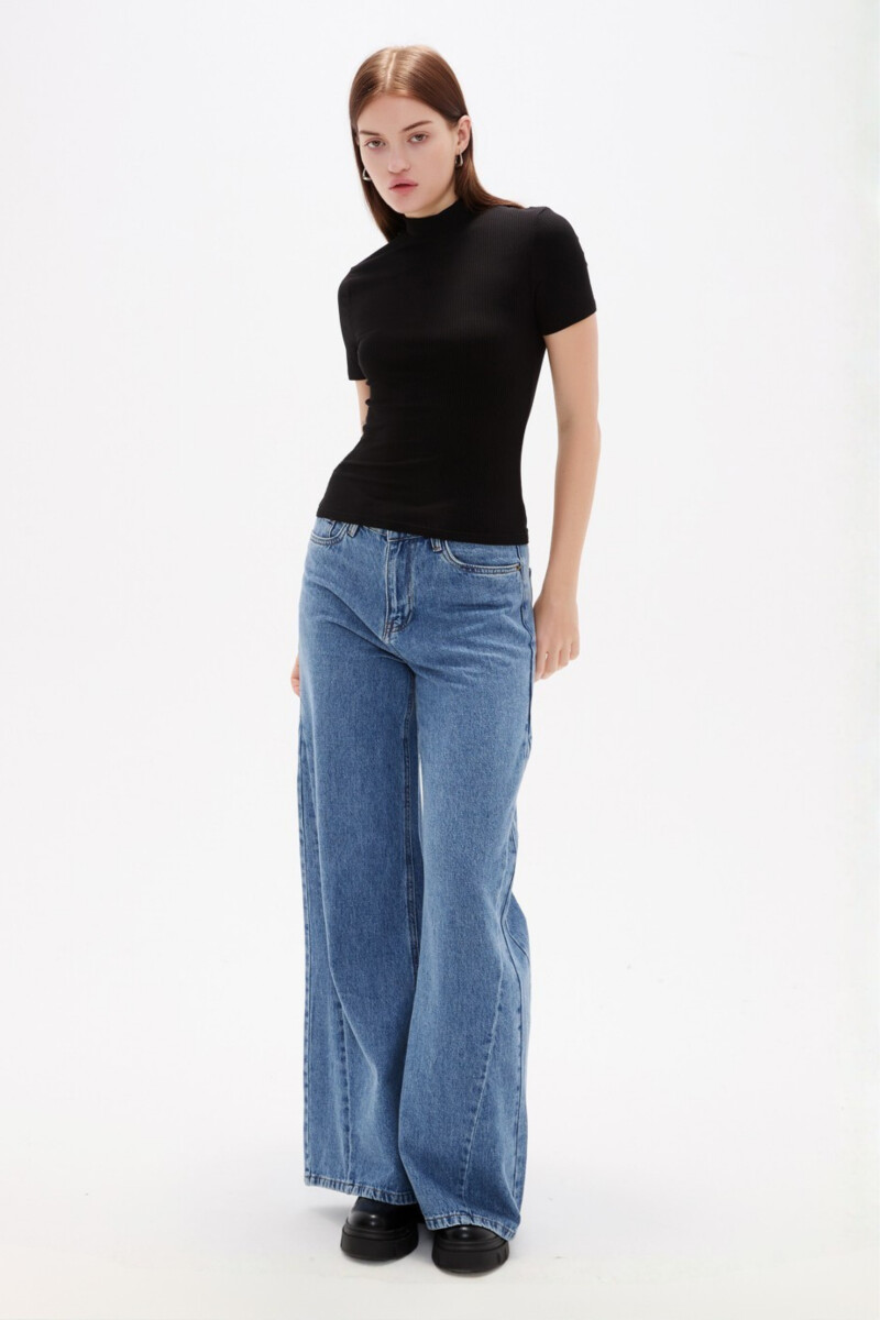 Remera Daly - Negro 