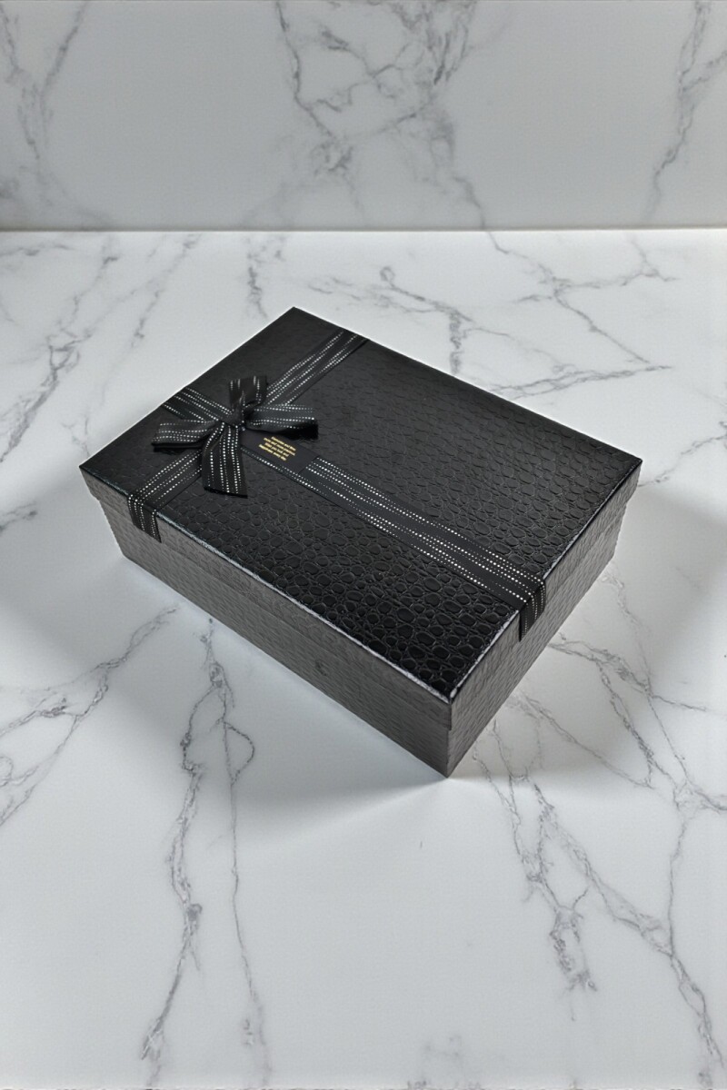 caja rigida delux con lazo 18x25x8 - NEGRO 