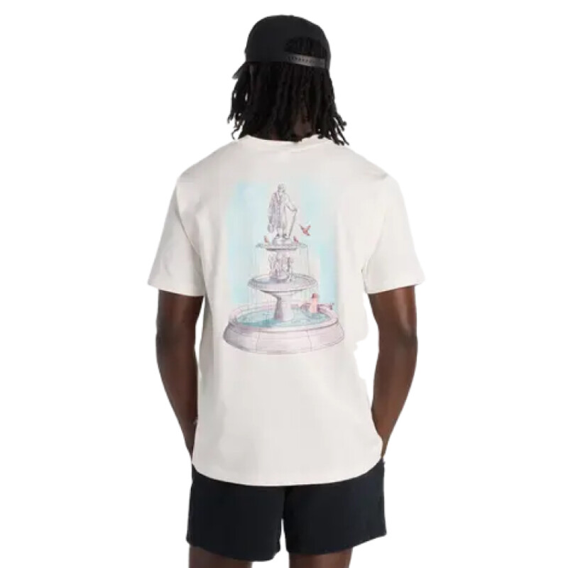 Remera New Balance Fountain - Blanco Remera New Balance Fountain - Blanco
