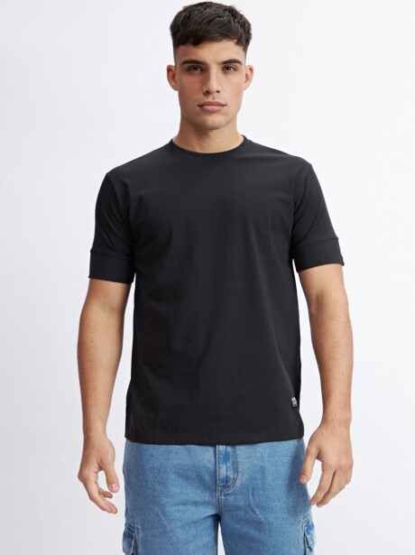 REMERA RON NEGRO