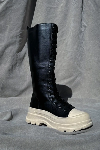 Bota Comcor Negro