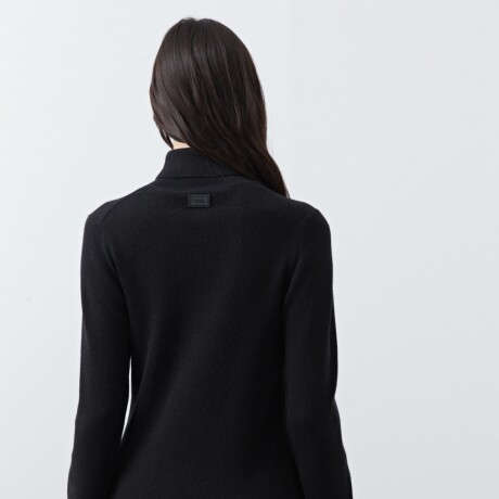 POLERA CAPANTI Negro