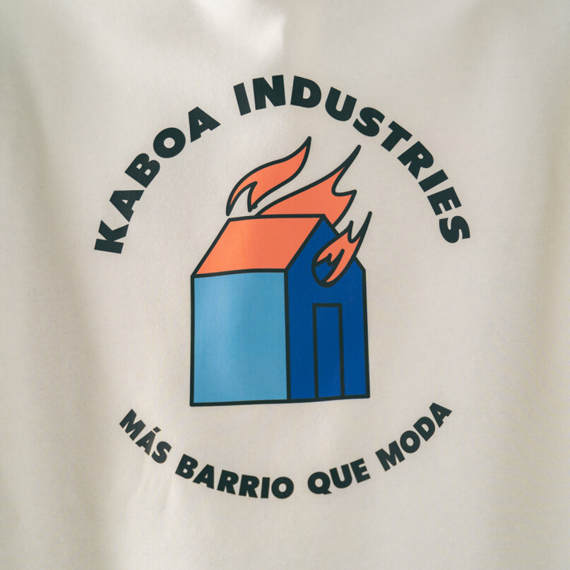 KANGURO KASA INCENDIADA KANGURO KASA INCENDIADA