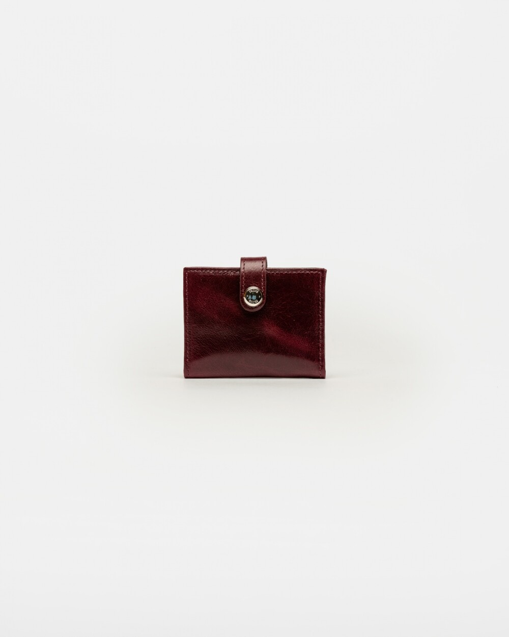 Billetera Sand En Cuero Liso Bordeaux