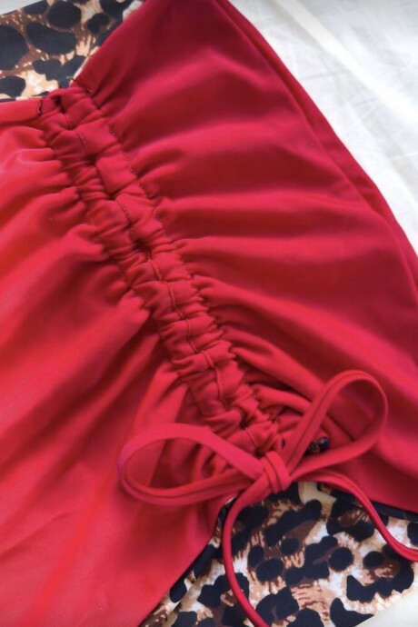 Bikini reversible - rojo - leopard + pareo incluido Bikini reversible - rojo - leopard + pareo incluido