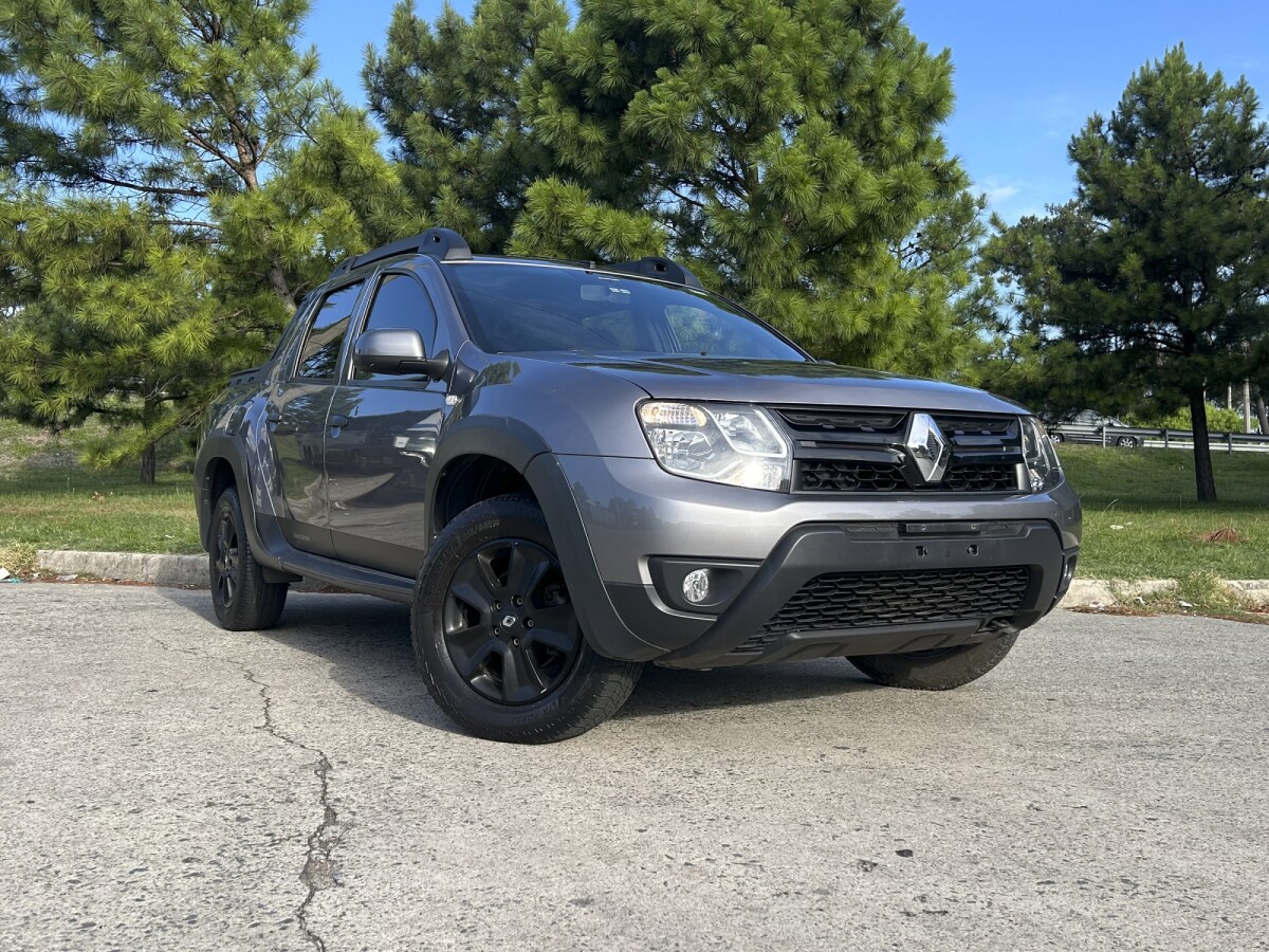 Renault Oroch Dynamique 1.6 Black Edition Renault Oroch Dynamique 1.6 Black Edition