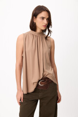 Blusa Eryn Camel