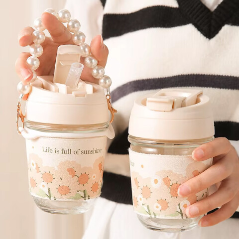Vaso de vidrio c/sorbito y agarre de perlas 350ml Vaso De Vidrio C/sorbito Y Agarre De Perlas 350ml