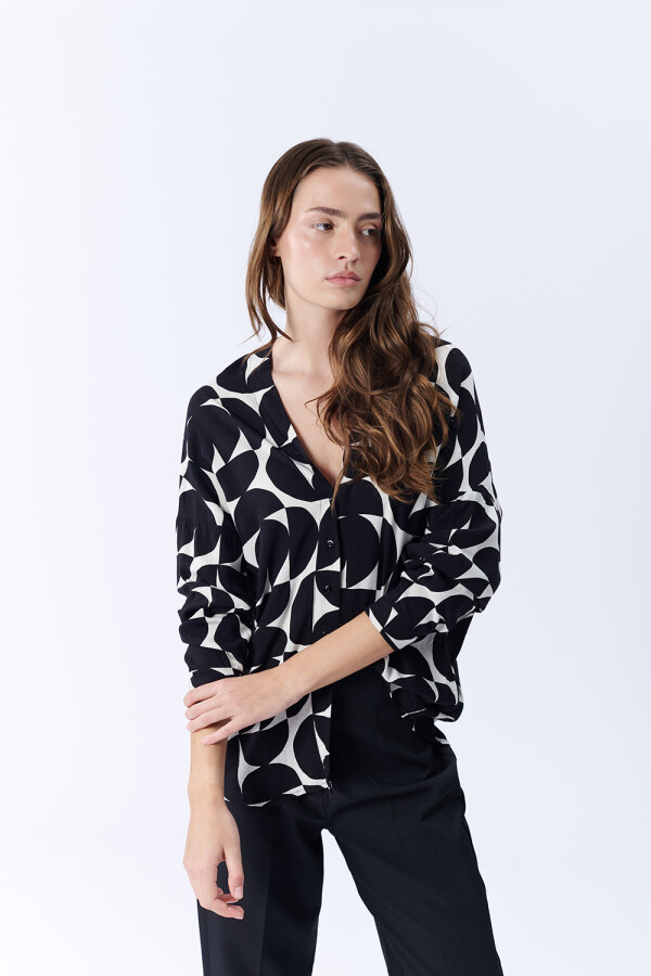 Blusa manga larga escote en v Geométrica