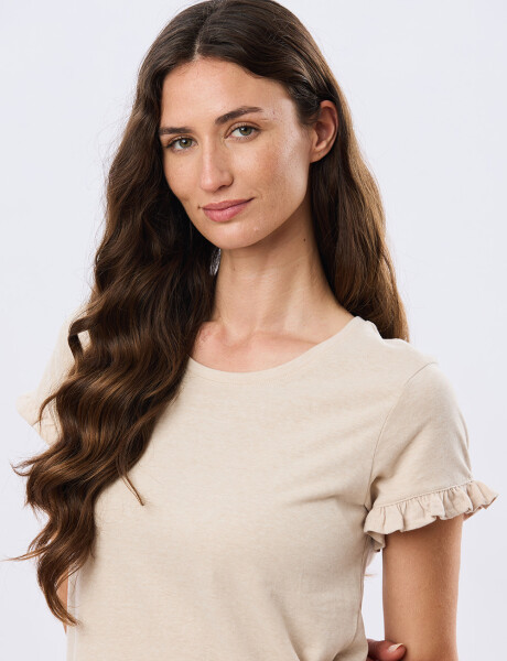 REMERA DE ALGODÓN CON VOLADO Beige