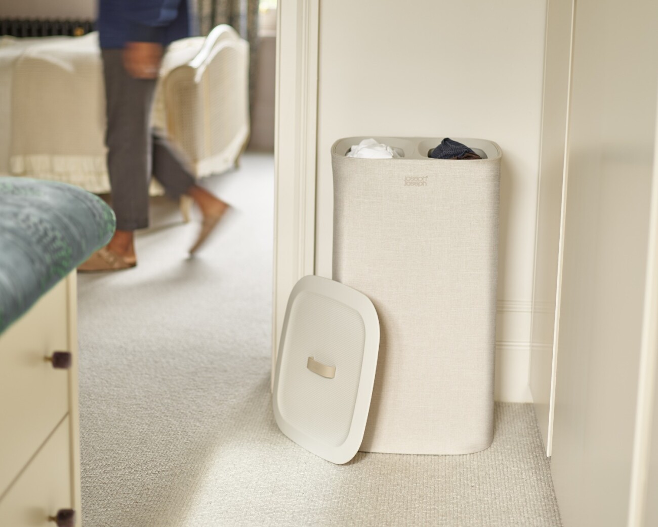 Cesto para Ropa 60 L con 2 Compartimentos Joseph Joseph Tota Twin™ Ecru - PREVENTA Cesto para Ropa 60 L con 2 Compartimentos Joseph Joseph Tota Twin™ Ecru - PREVENTA