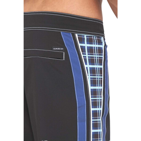 Boardshort Quiksilver Mercury 21'' Negro