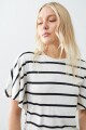 Remera rayada crudo