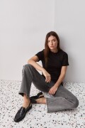 REMERA SUMATRA Negro