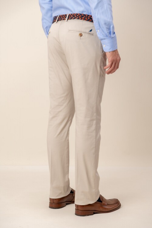 Pantalón Slim Fit Beige