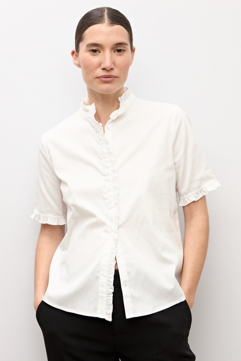 Camisa manga corta con volados blanco