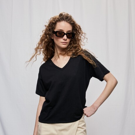 REMERA HARRY Negro
