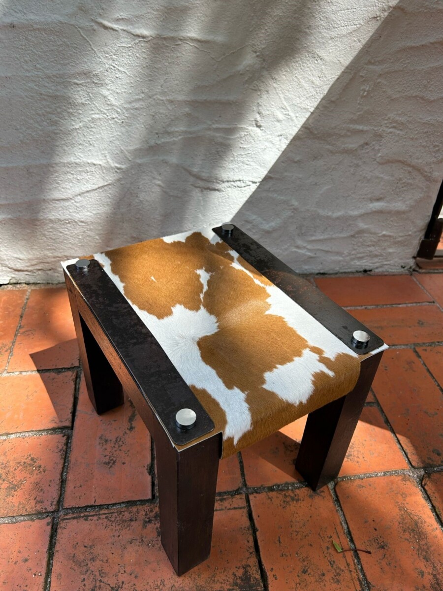 Petit Stool - Cowhide claro 