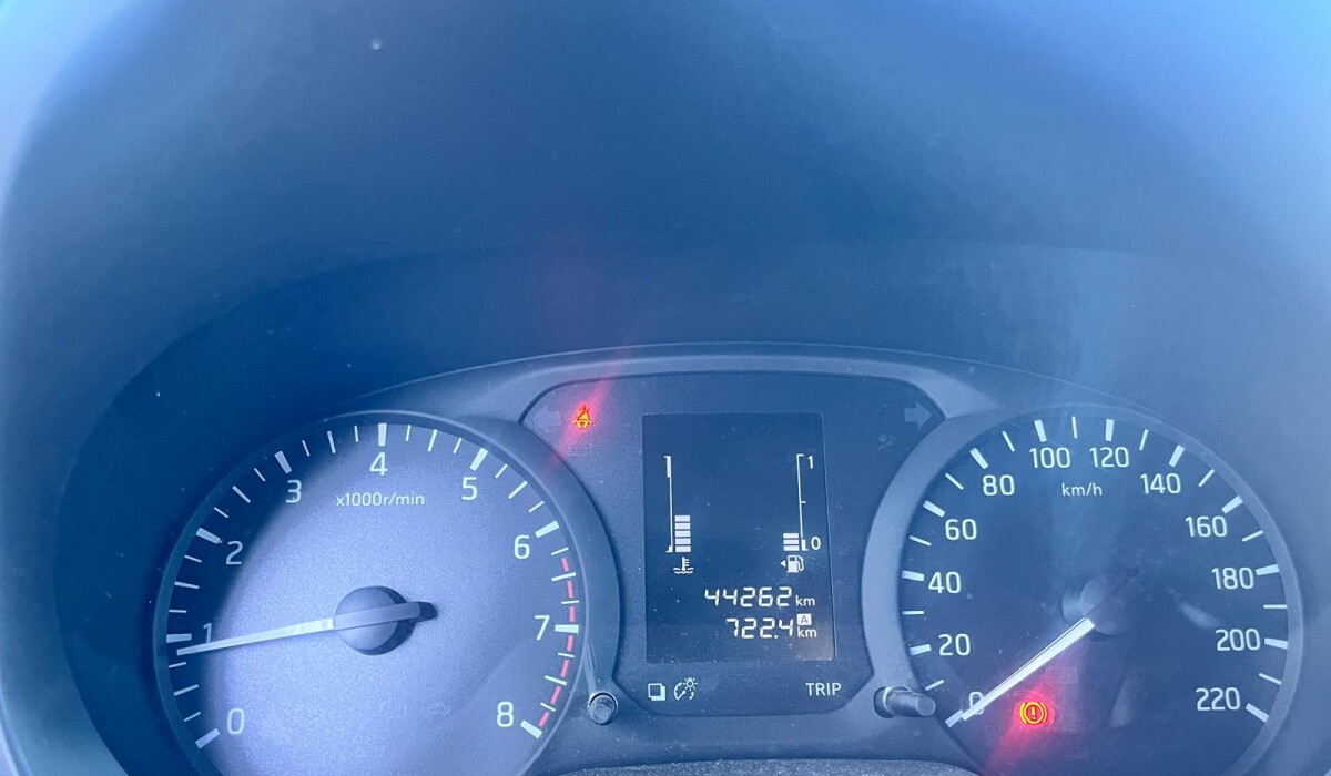 Nissan NP300 Frontier 2.5 4x2 DC - 2020 Nissan NP300 Frontier 2.5 4x2 DC - 2020