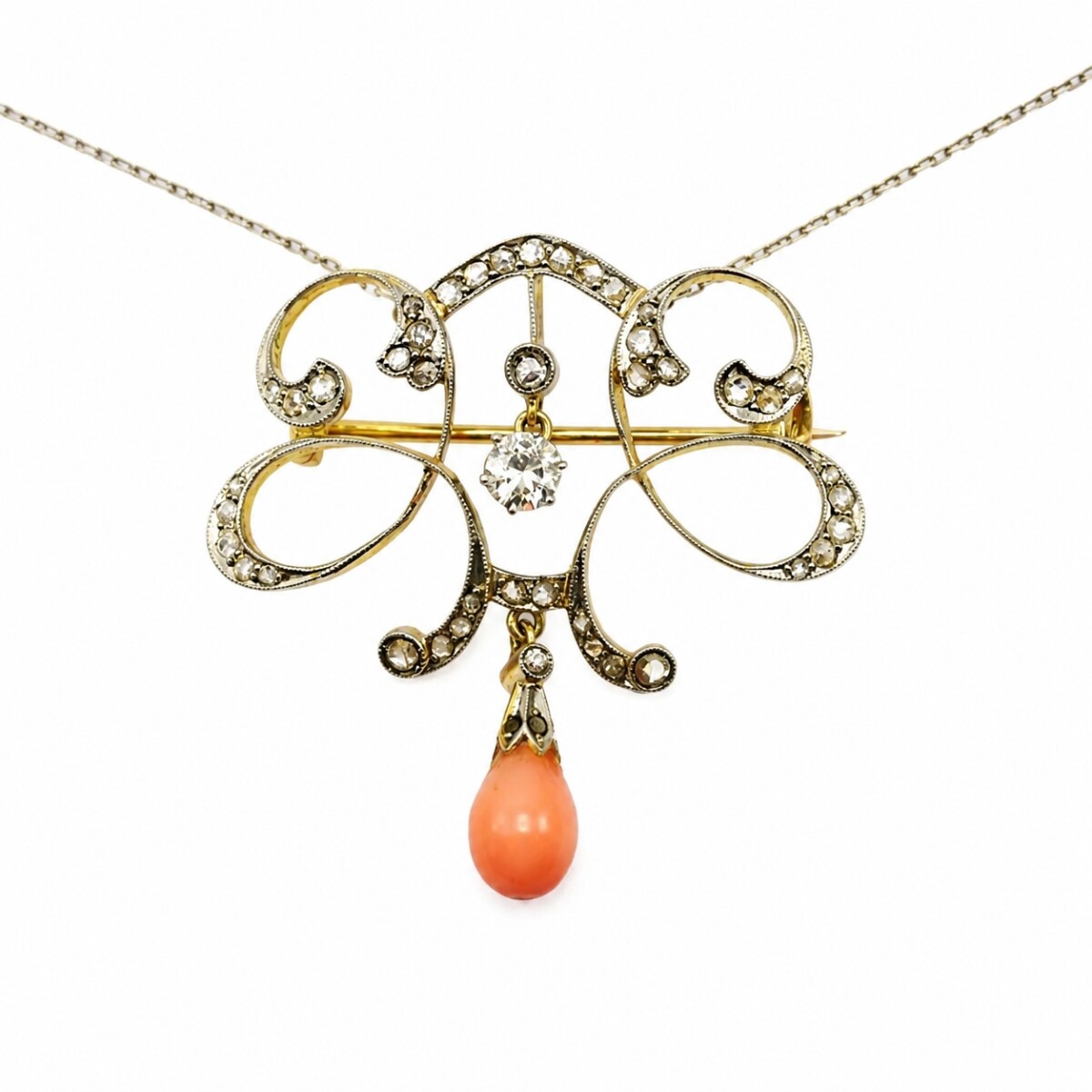 Pendantif Oro 18 K, brillante, diamantes y coral 