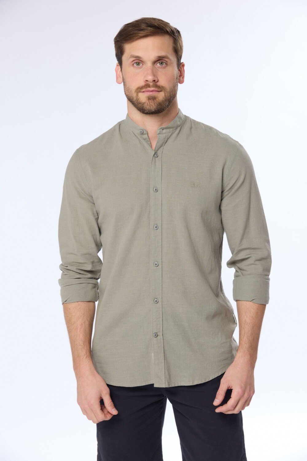 CAMISA DE LINO CUELLO MAO Verde