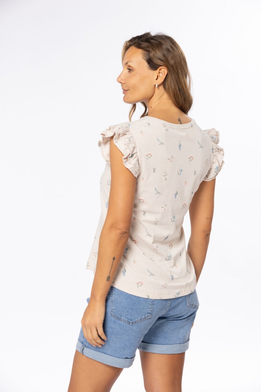 REMERA ESTAMPADA Beige