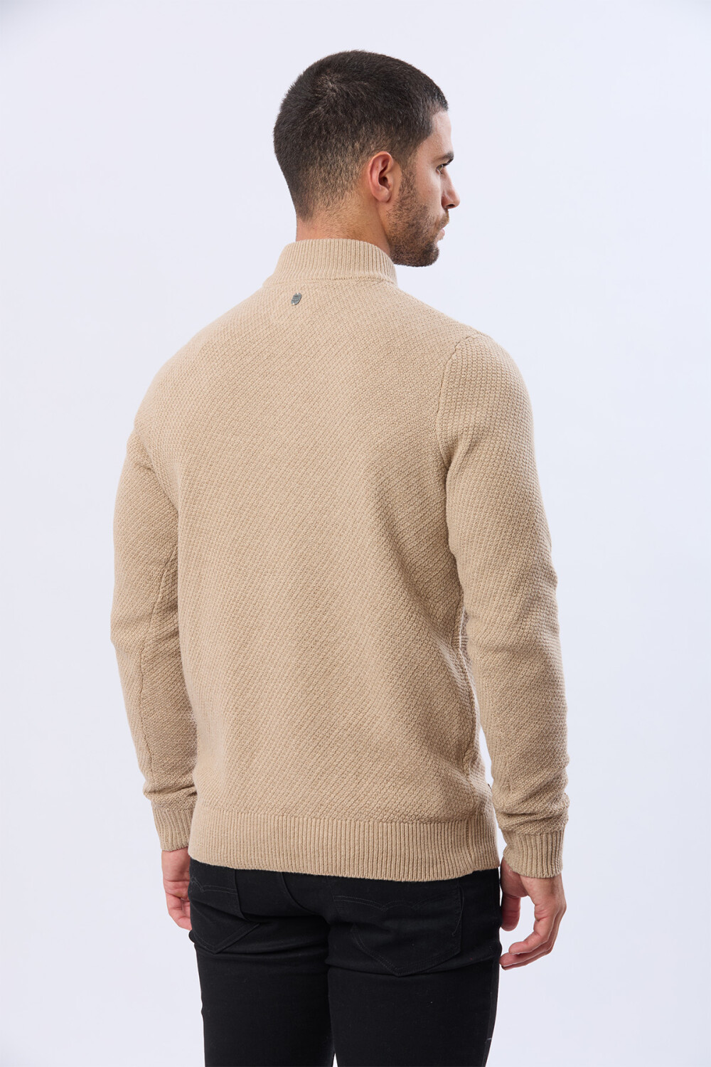 BUZO TEJIDO TEXTURADO Beige