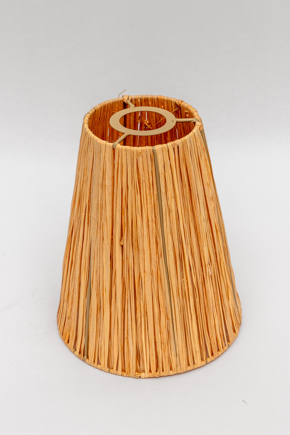 Pantalla Kaveh Color Unico