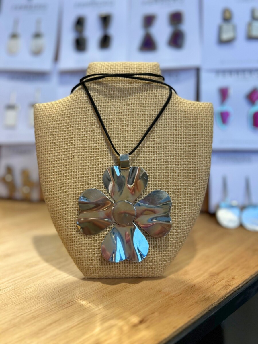 Colgante fleur 