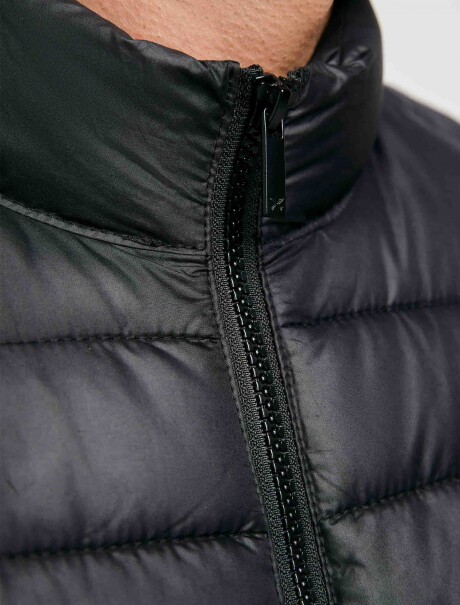 CHALECO PUFFER MODELO COMFORT NEGRO